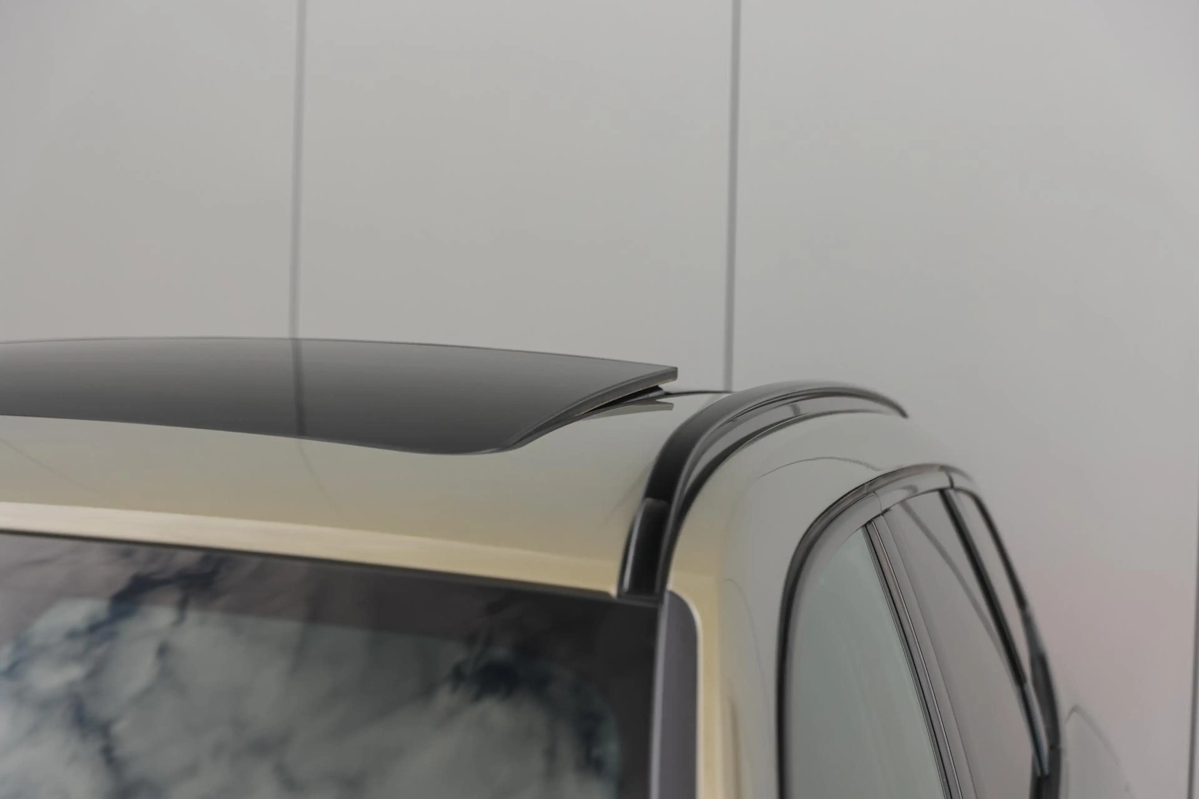 BMW X1 xDrive25e M Sport Automaat / Panoramadak / Trekhaa — photo 4