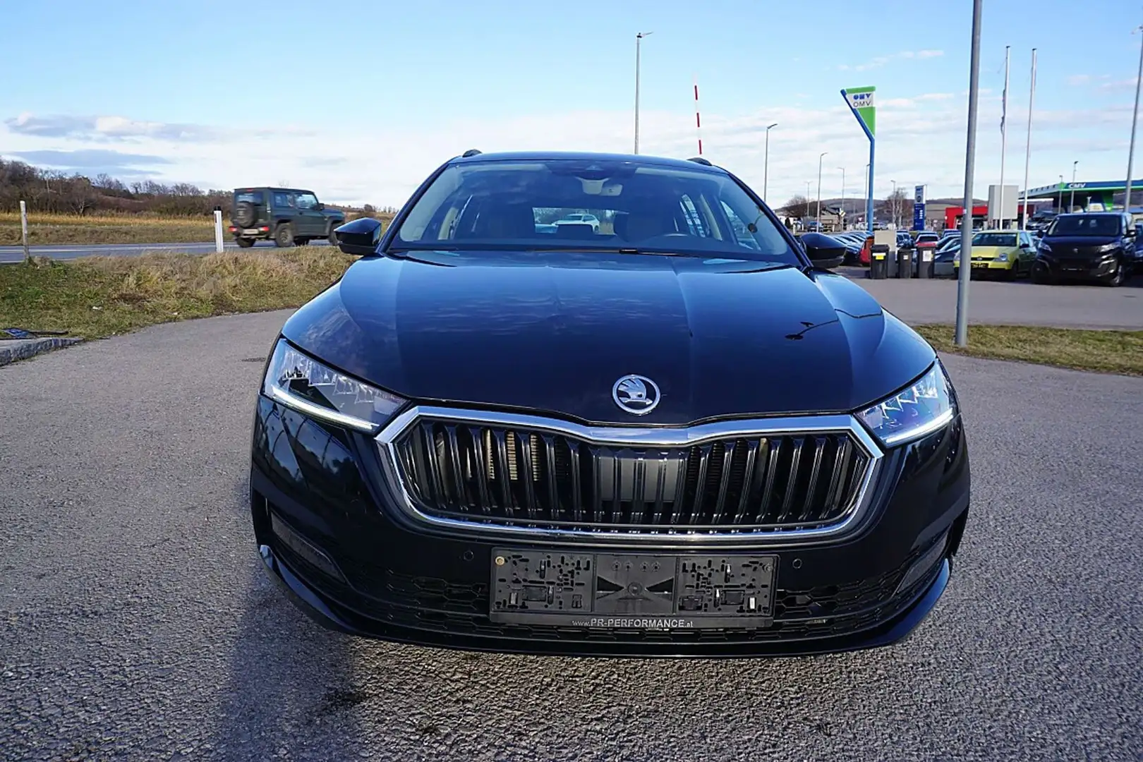 Skoda Octavia Combi 2,0 TDI Ambition DSG Schwarz - 1