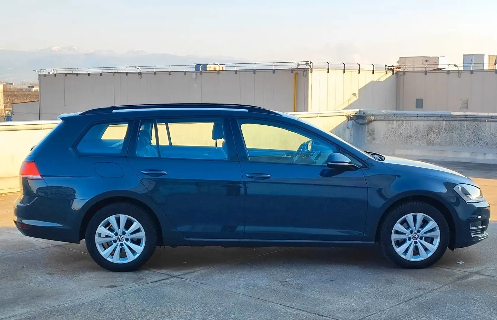Volkswagen Golf Golf Variant 1.9 tdi Highline 115cv tiptronic Blu/Azzurro - 1
