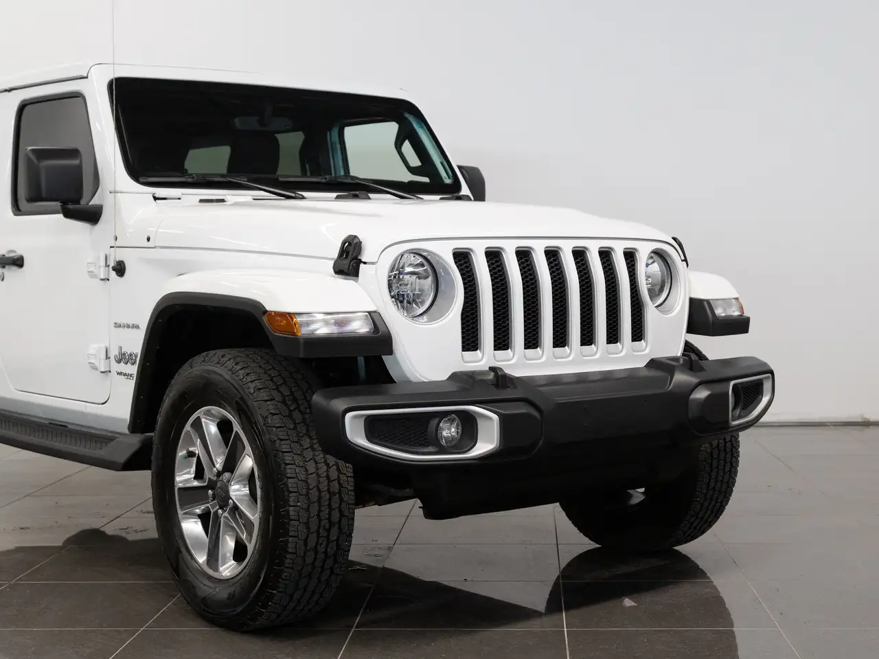 Jeep Wrangler снимка Jeep Wrangler