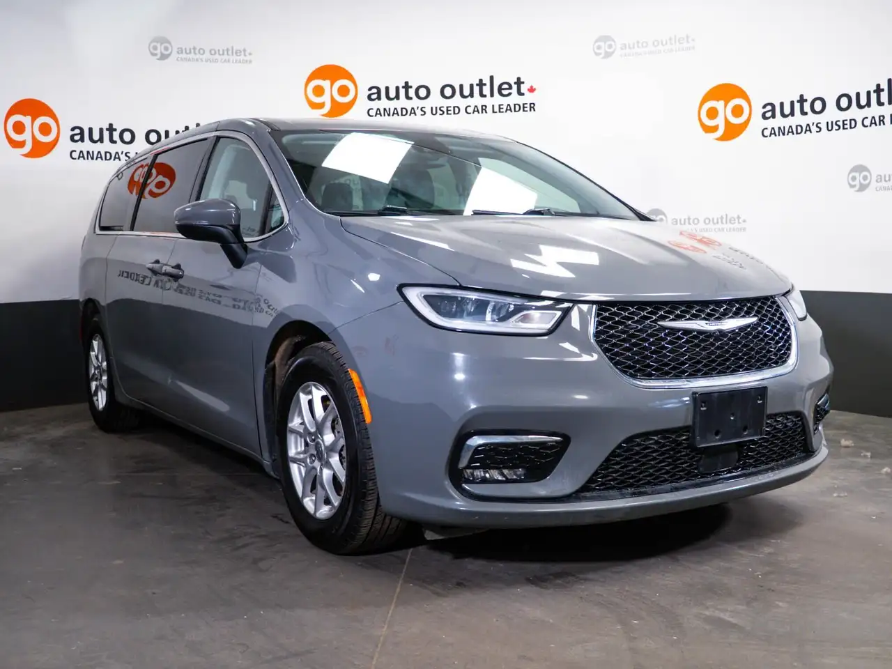 Chrysler Pacifica снимка Chrysler Pacifica