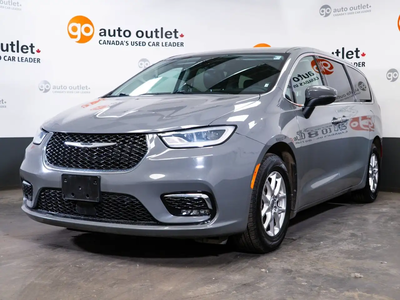 Chrysler Pacifica снимка Chrysler Pacifica
