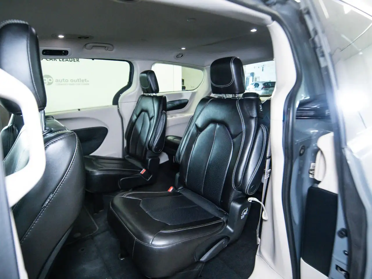 Chrysler Pacifica снимка Chrysler Pacifica