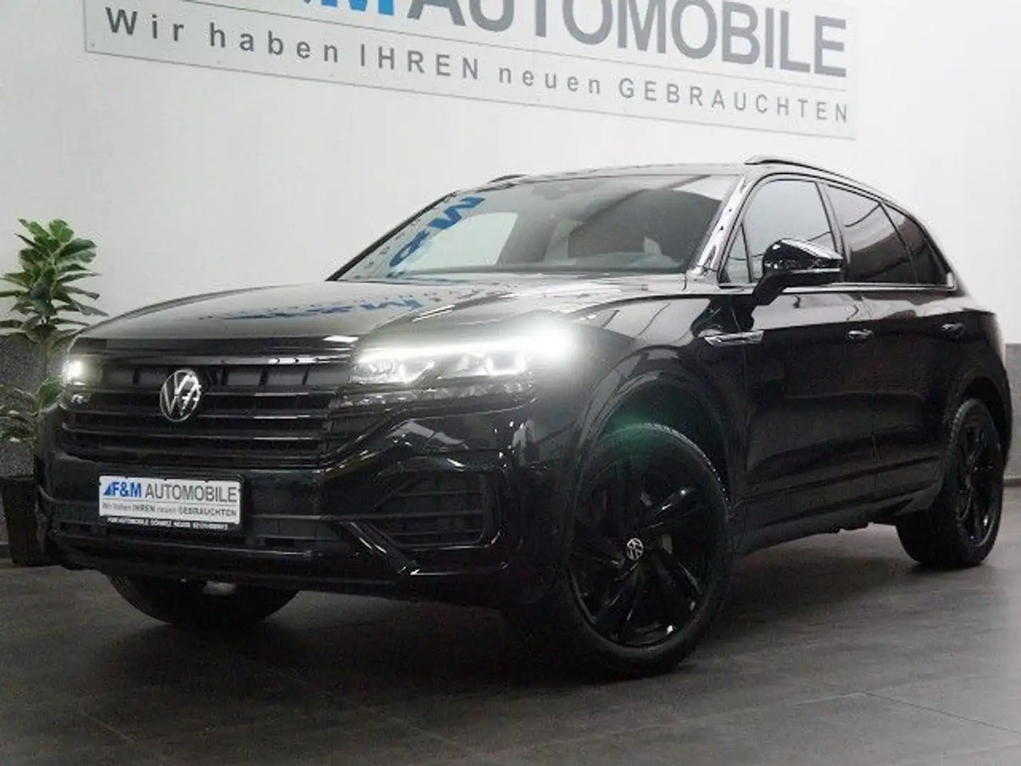 Volkswagen Touareg 3.0 V6 TDI 4M 2X R-Line Pano Leder AHK Schwarz - 2