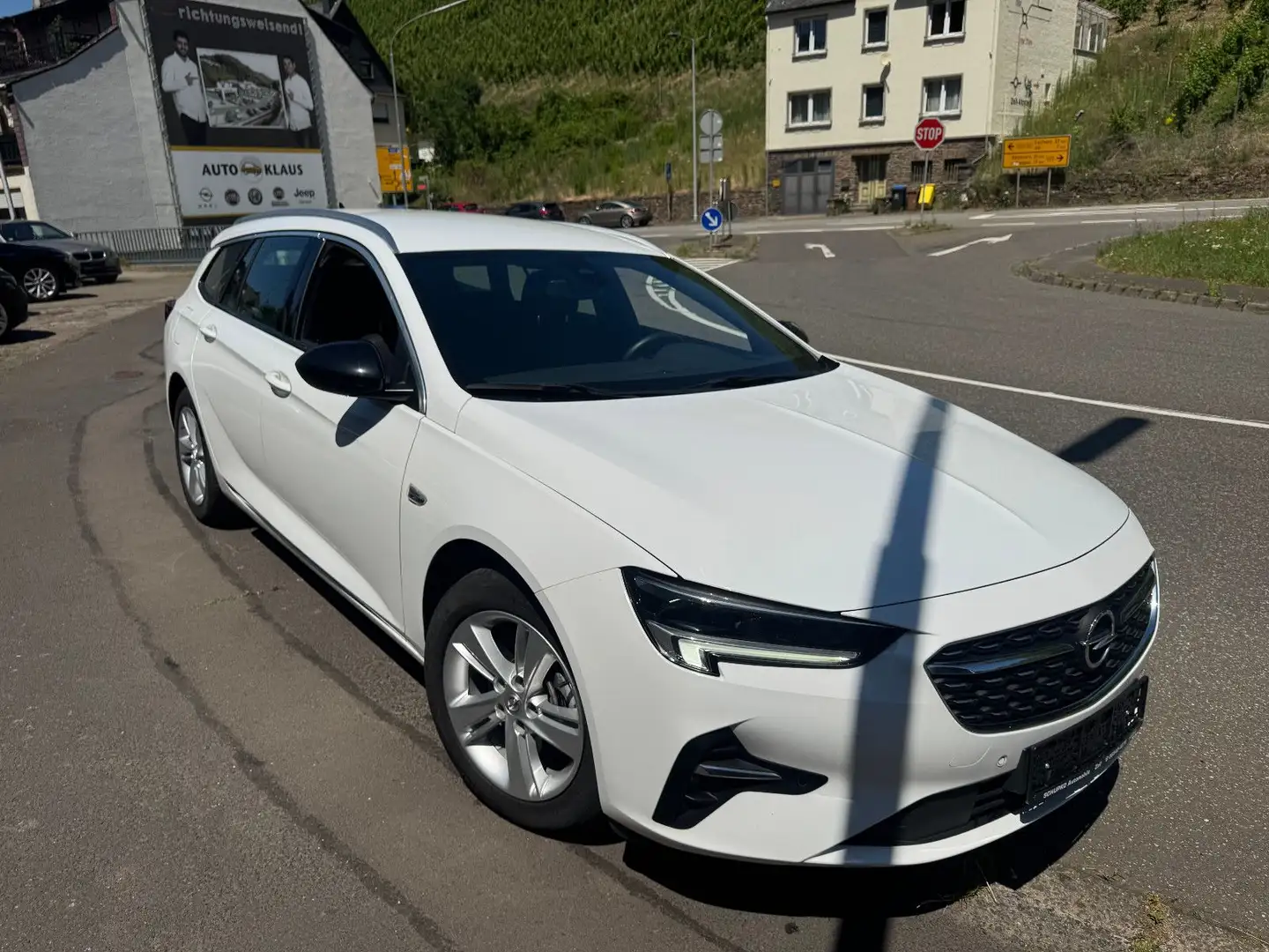 Opel Insignia Sports Tourer 1.5 Diesel Business Bianco - 1