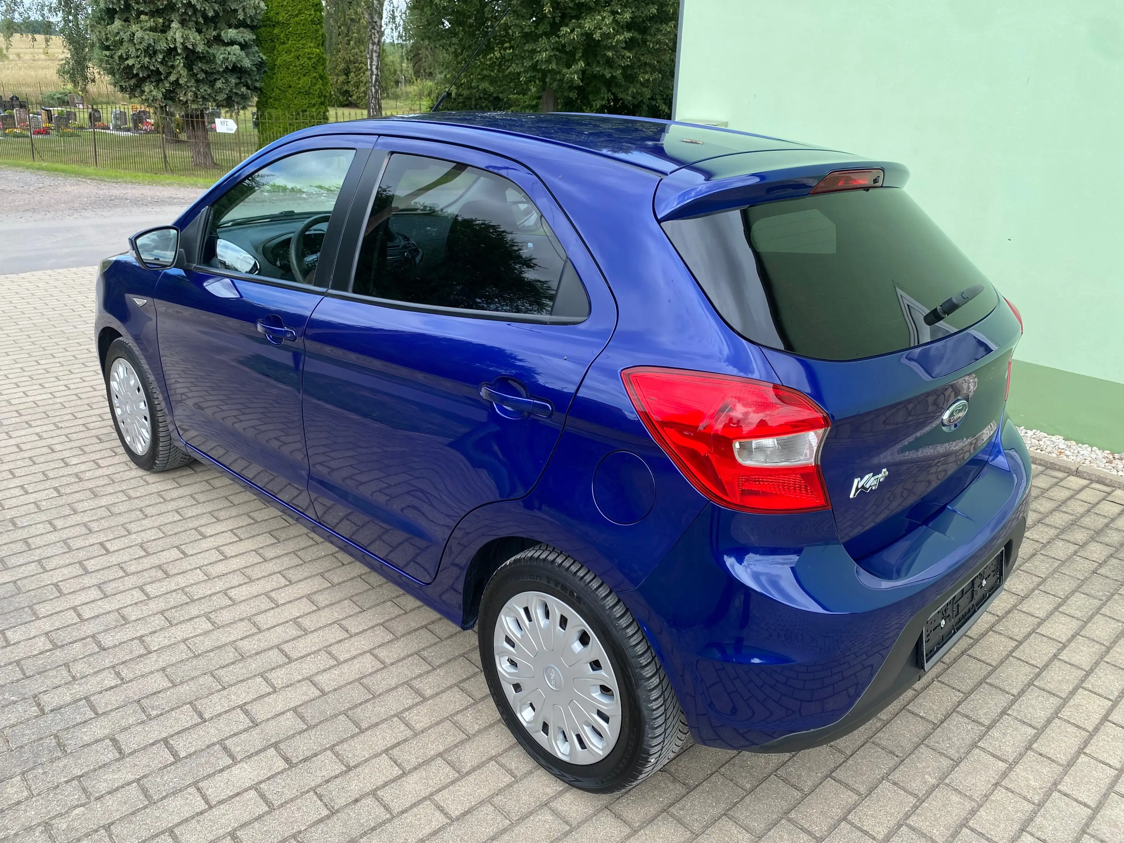 Ford Ka/Ka+ Cool*1.Hand*HU/AU NEU*NUR 95TKM*Scheckheftgepflegt*TOP* — photo 2