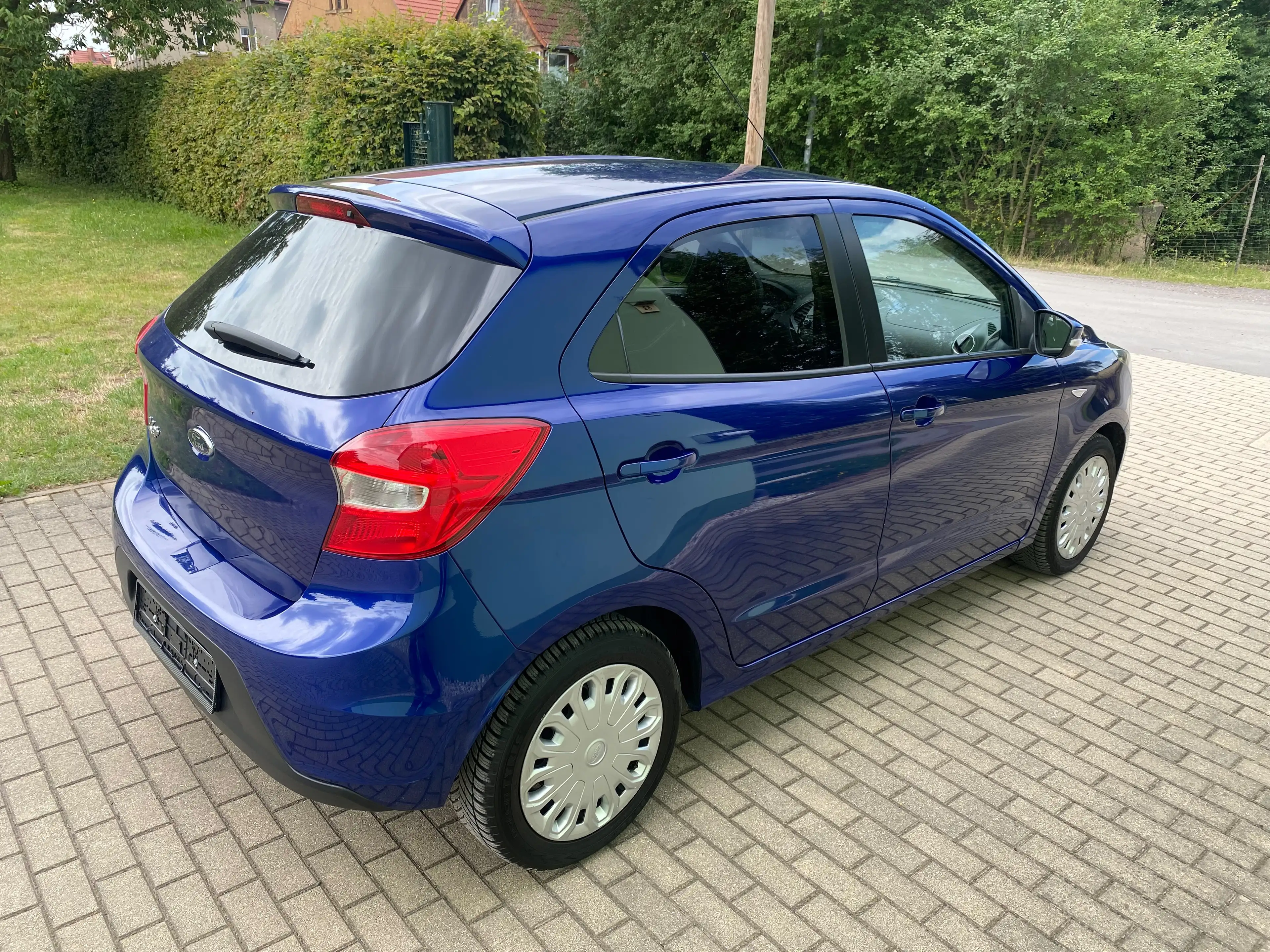 Ford Ka/Ka+ Cool*1.Hand*HU/AU NEU*NUR 95TKM*Scheckheftgepflegt*TOP* — photo 4