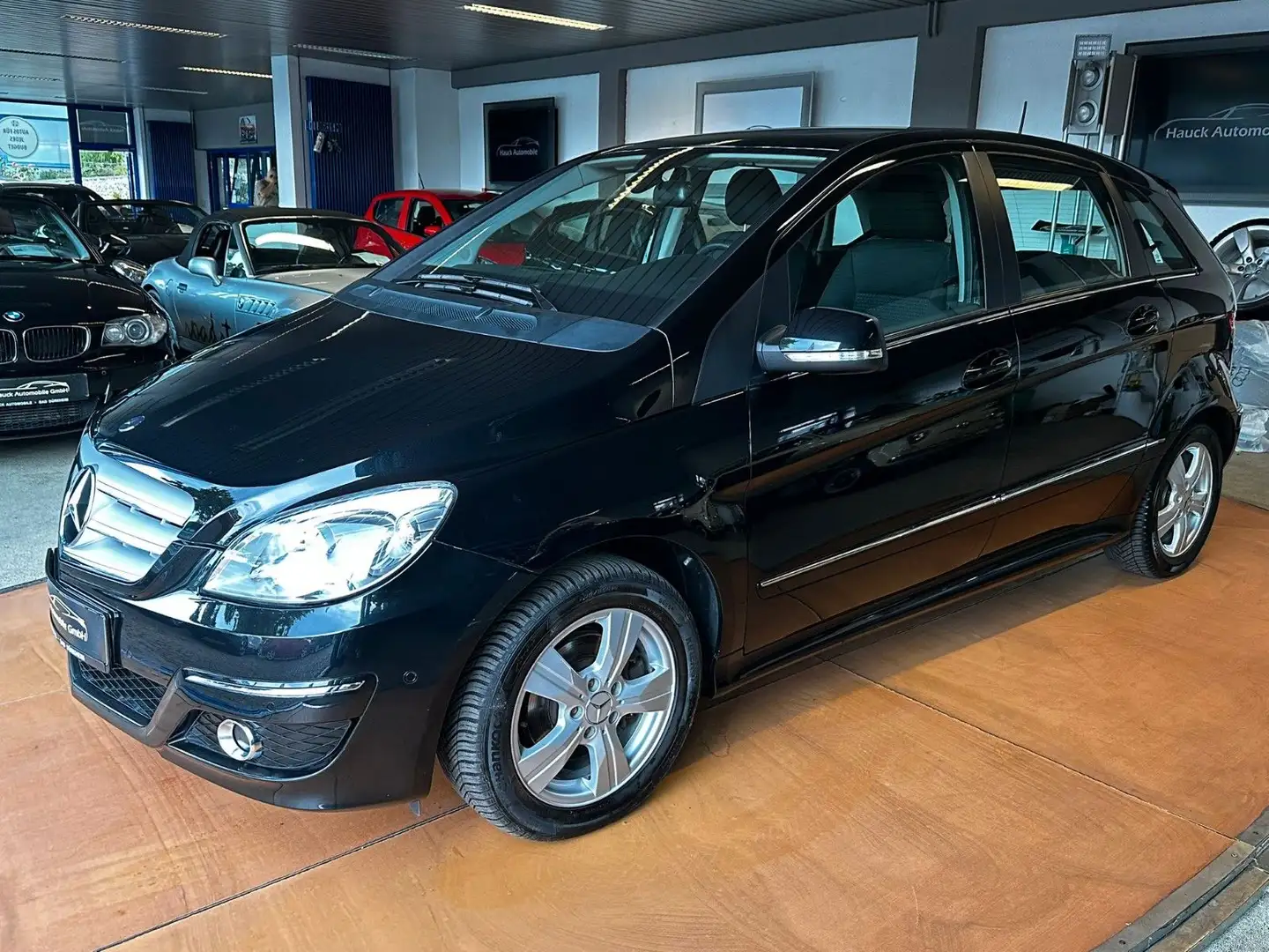 Mercedes-Benz B 200 75-TKM/AUT./AHK/SHZ/PDC/TEMPOMAT Schwarz - 1