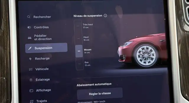 Tesla Model S view 15