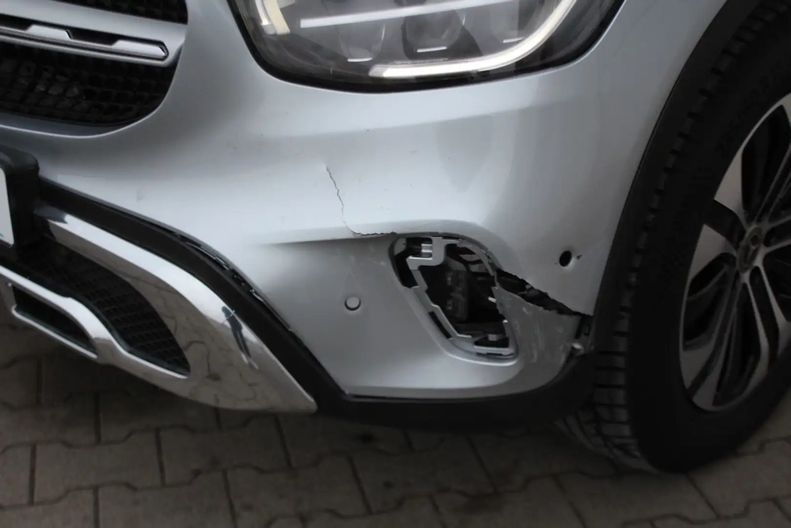 Mercedes-Benz GLC 300 de Coupé Cp. EQ Plug-In Hybrid 45 g/km Argent - 1