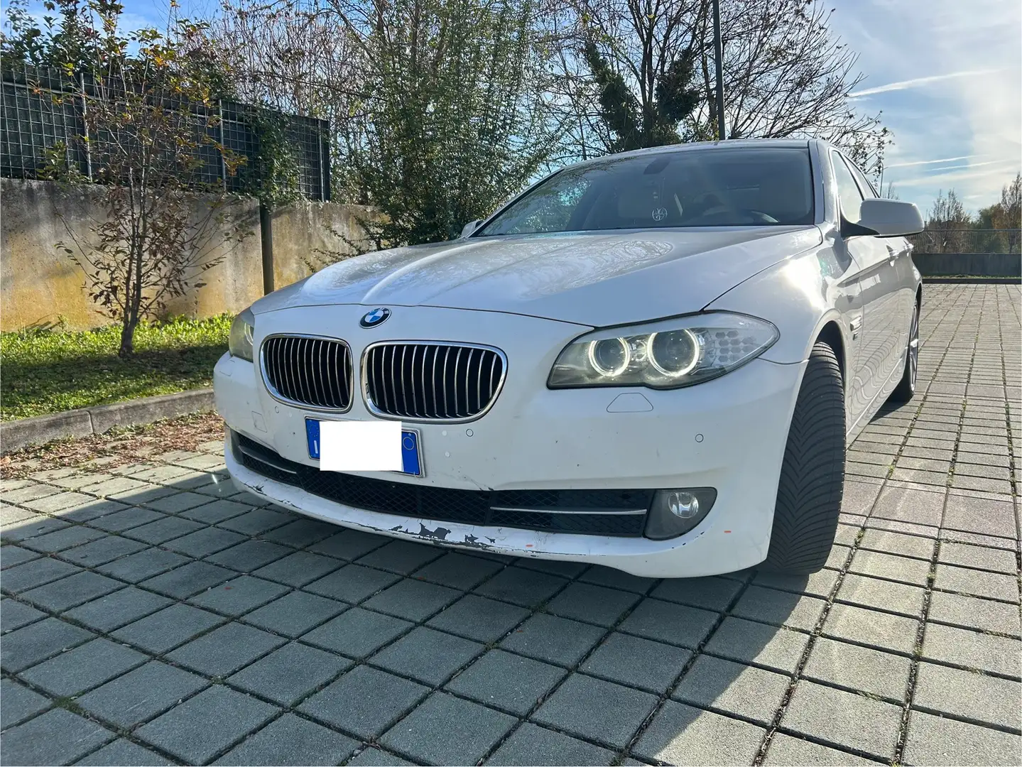 BMW 525 525d 2.0 Business 218cv - 1