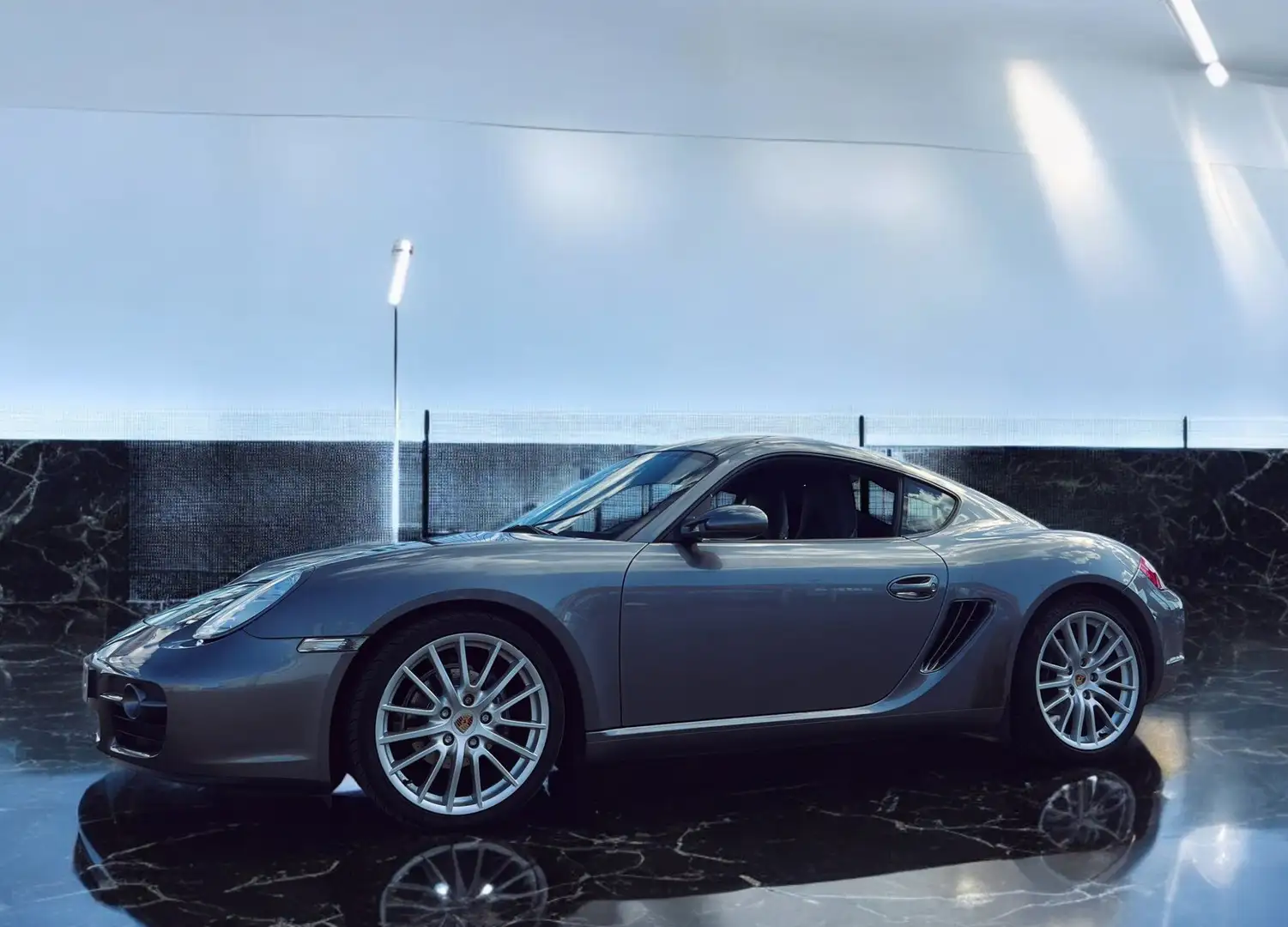 Porsche Cayman 2.7l 245 ch Zilver - 2