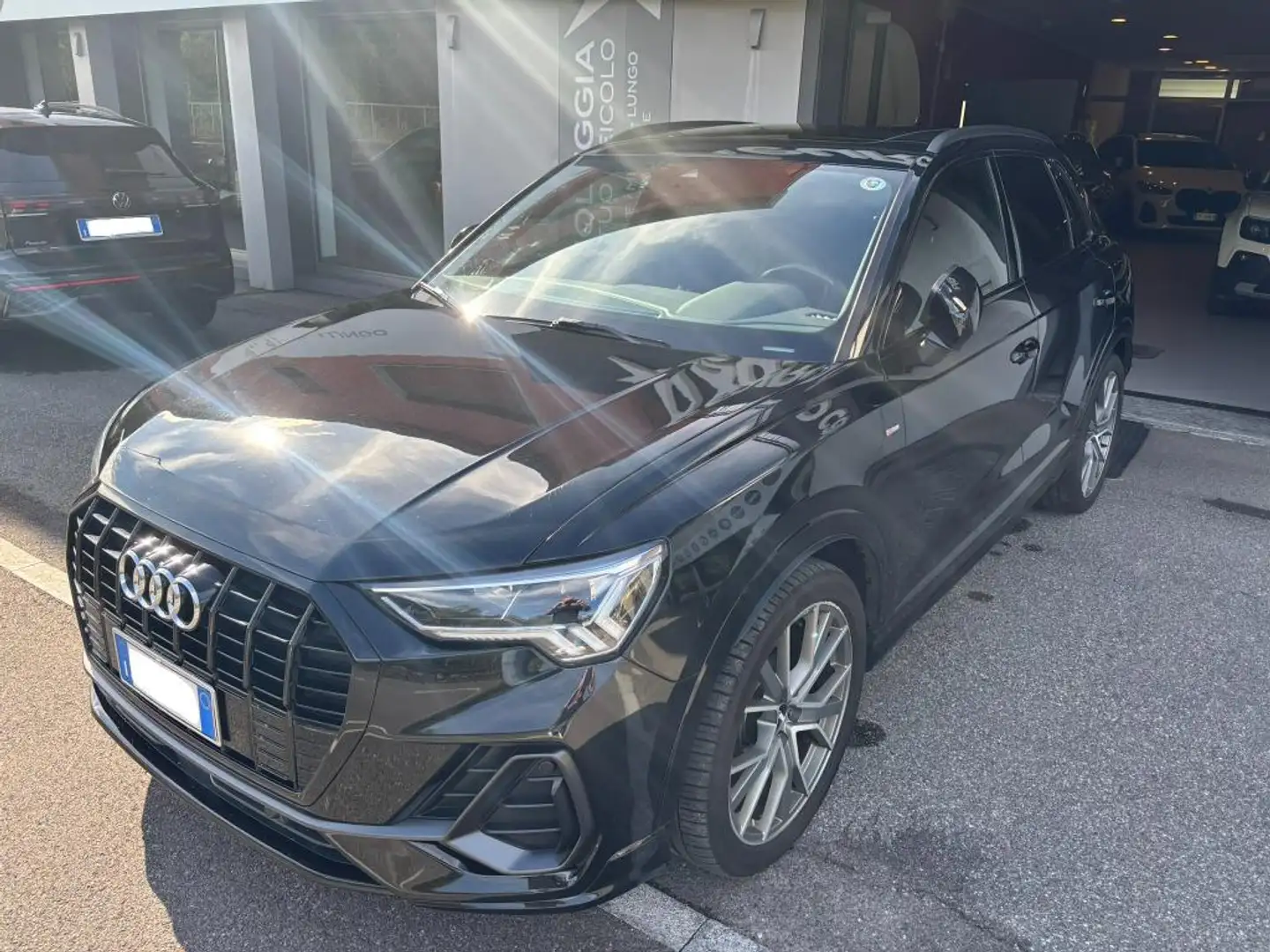 Audi Q3 35 2.0 tdi S line edition s-tronic Schwarz - 2
