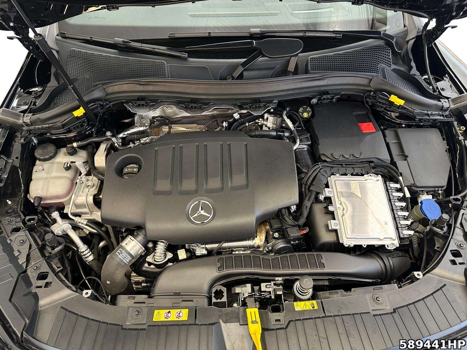Mercedes-Benz GLA 220