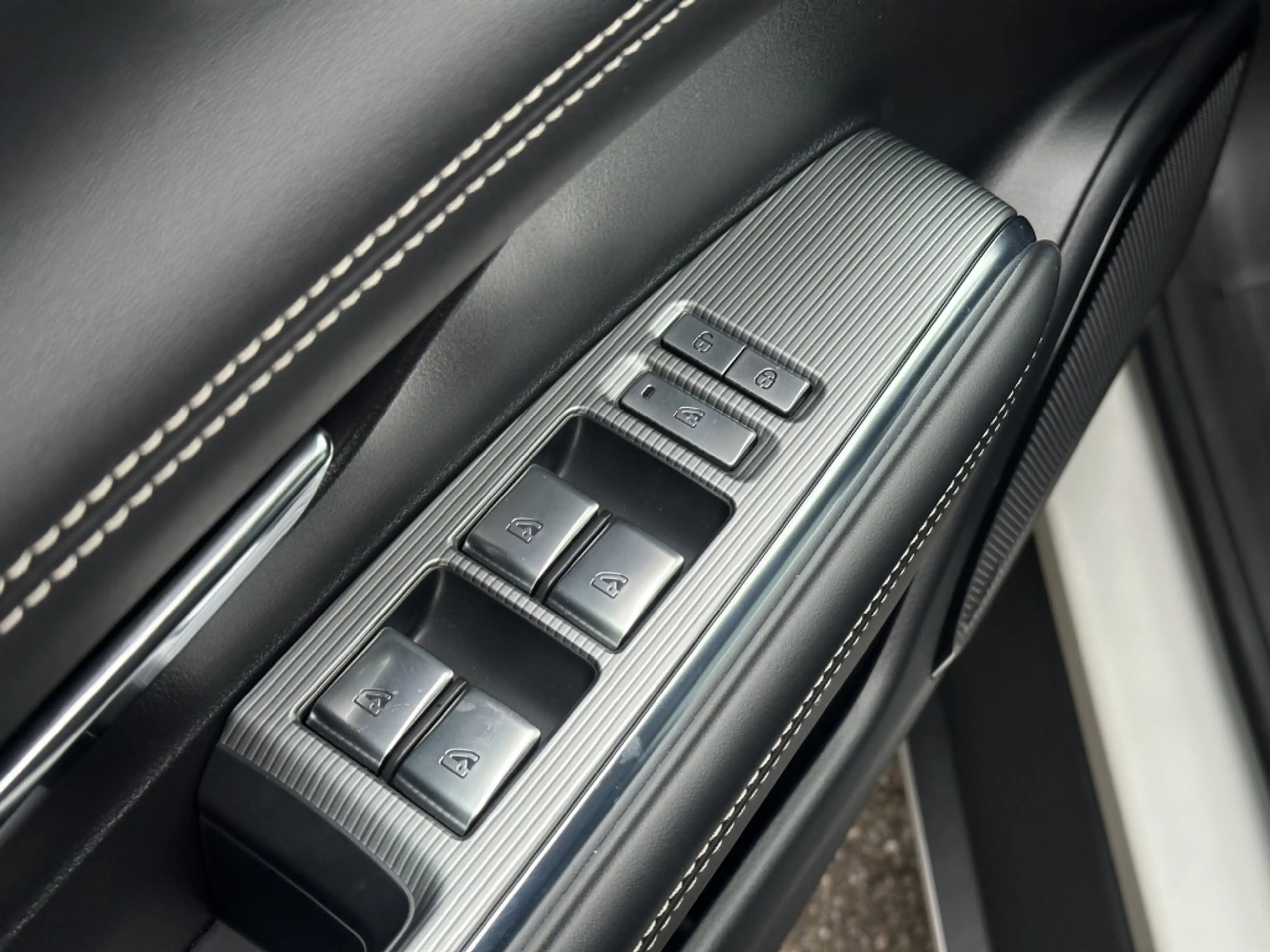 Mazda 6e Takumi 68.8 kWh — photo 19