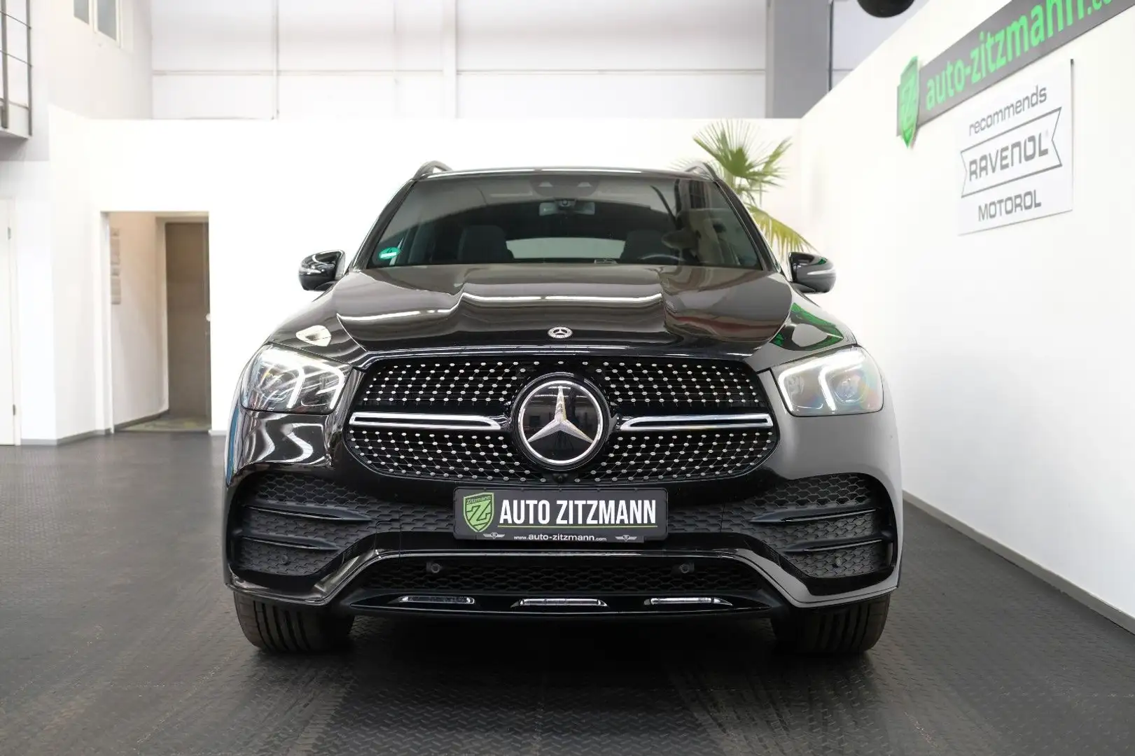 Mercedes-Benz GLE 400 d 4Matic AMG LINE/PANO/NIGHT/BURMESTER/ Schwarz - 2