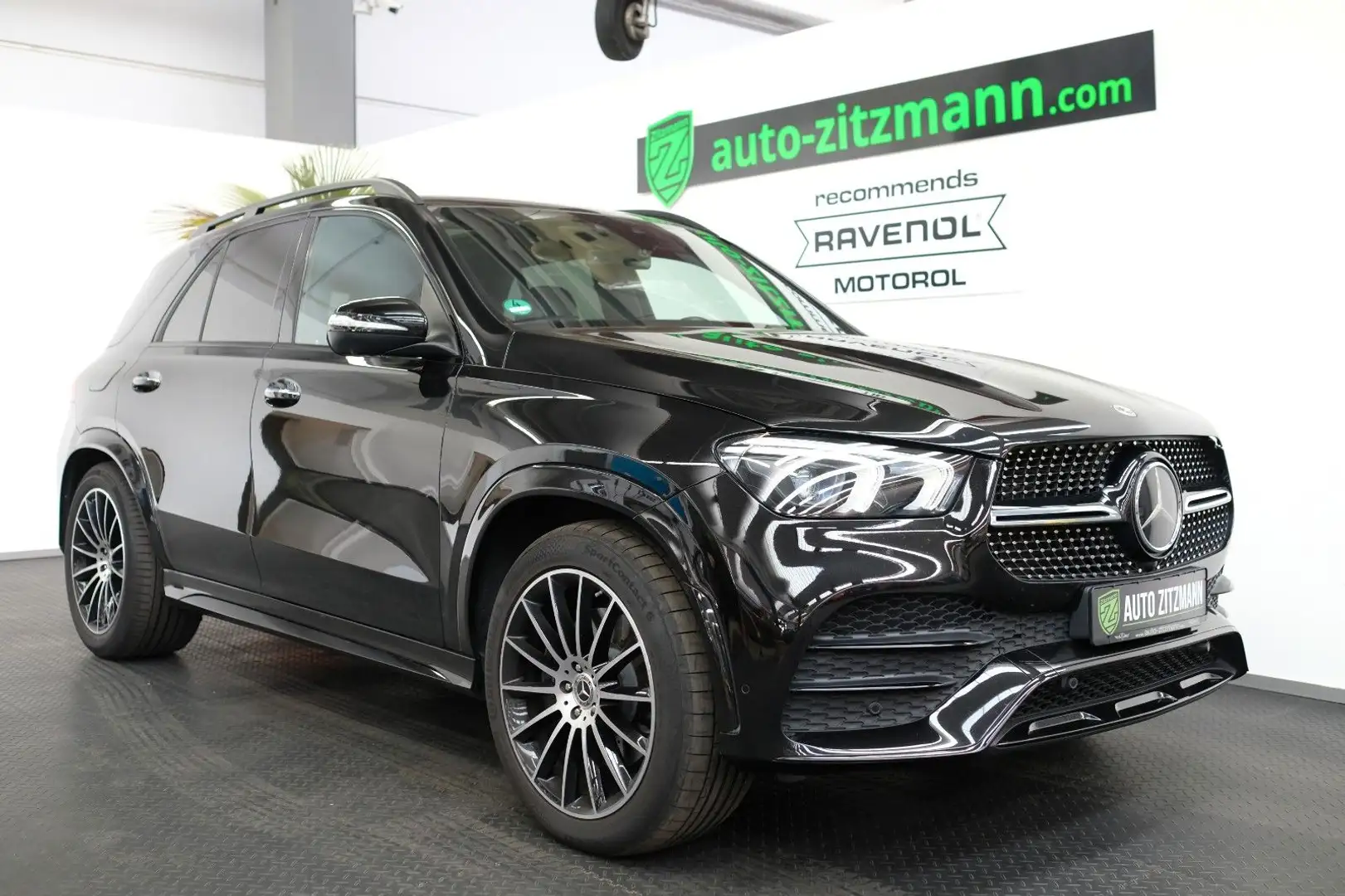 Mercedes-Benz GLE 400 d 4Matic AMG LINE/PANO/NIGHT/BURMESTER/ Schwarz - 1