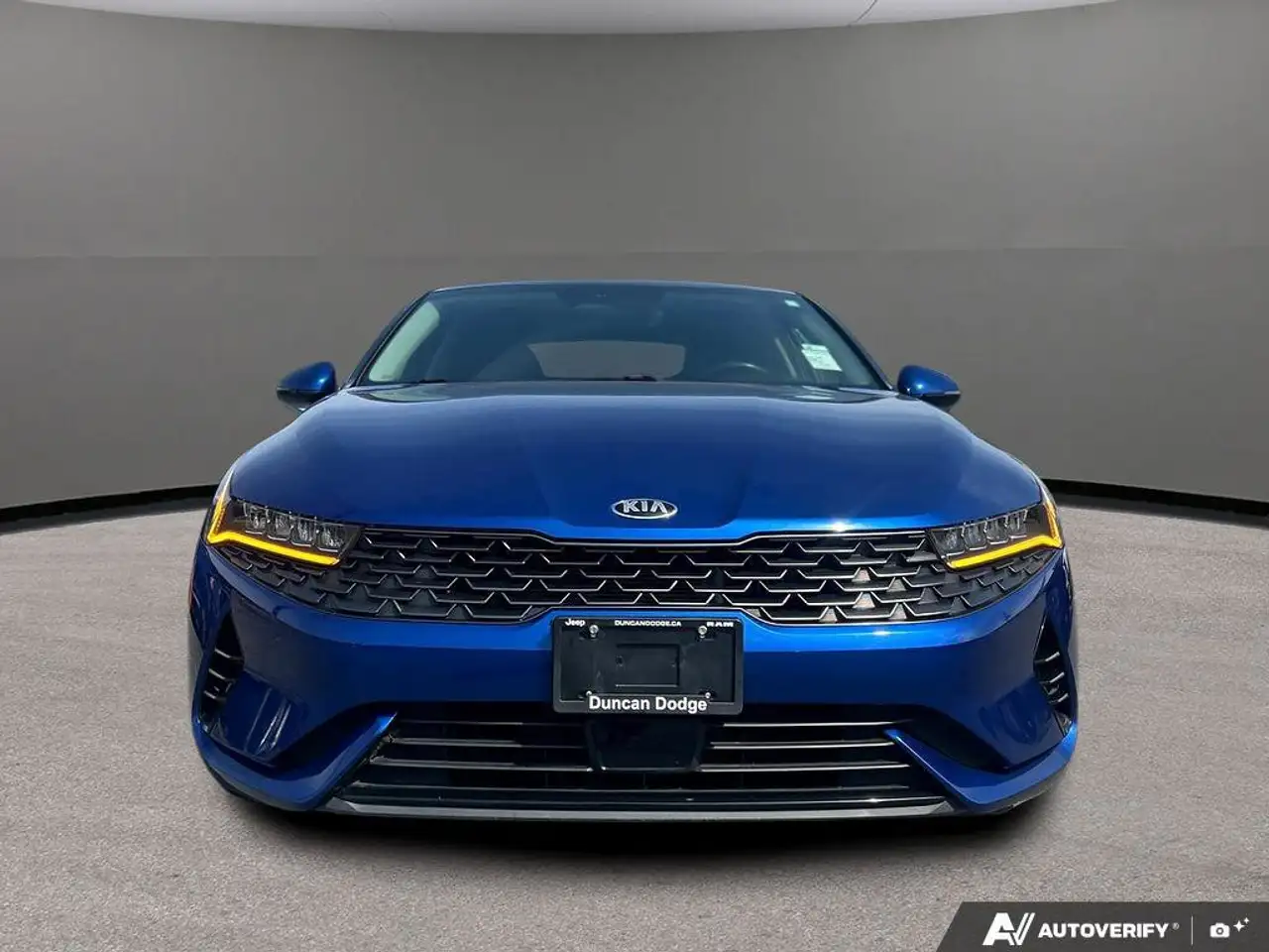 Kia K5 снимка Kia K5