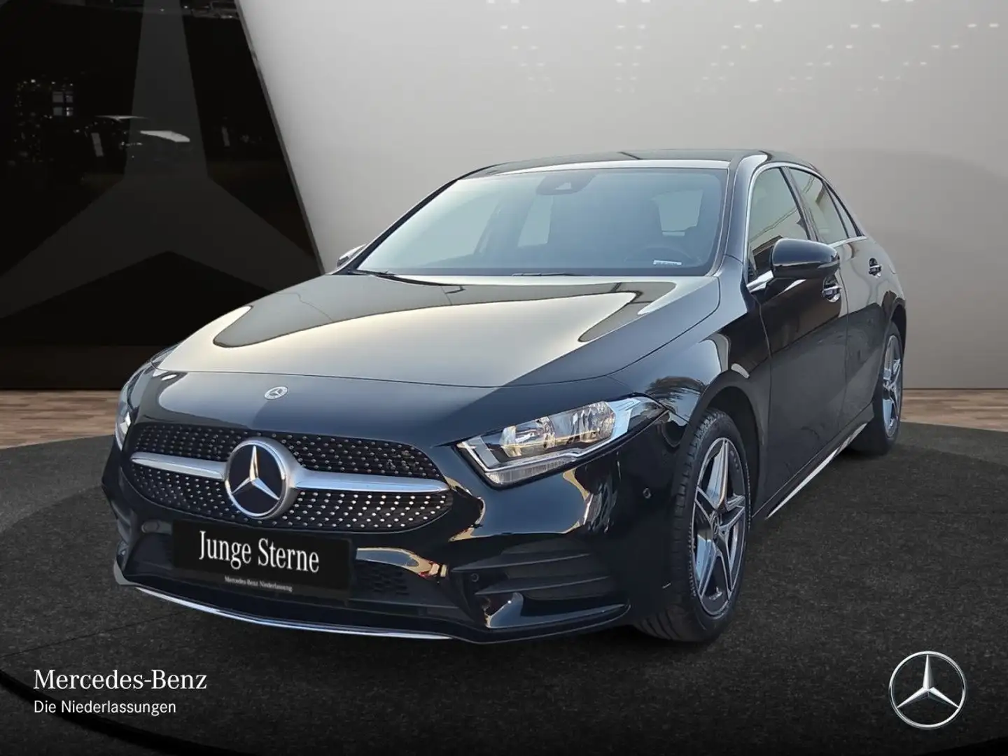 Mercedes-Benz A 250 e AMG+8G Schwarz - 2