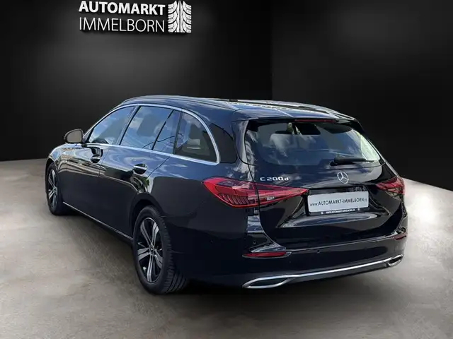 Mercedes-Benz C-Class view 5