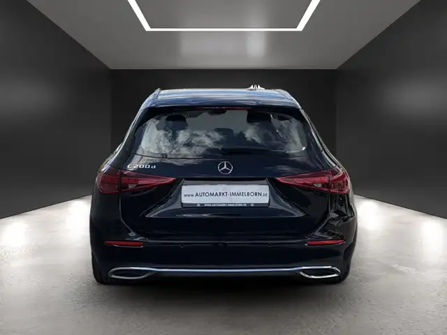 Mercedes-Benz C-Class view 10
