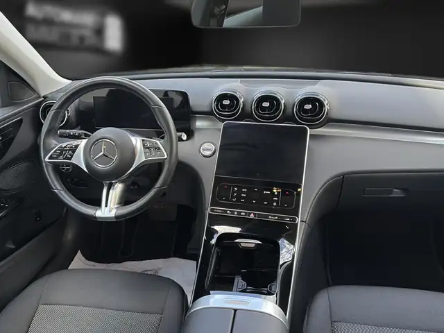 Mercedes-Benz C-Class view 14
