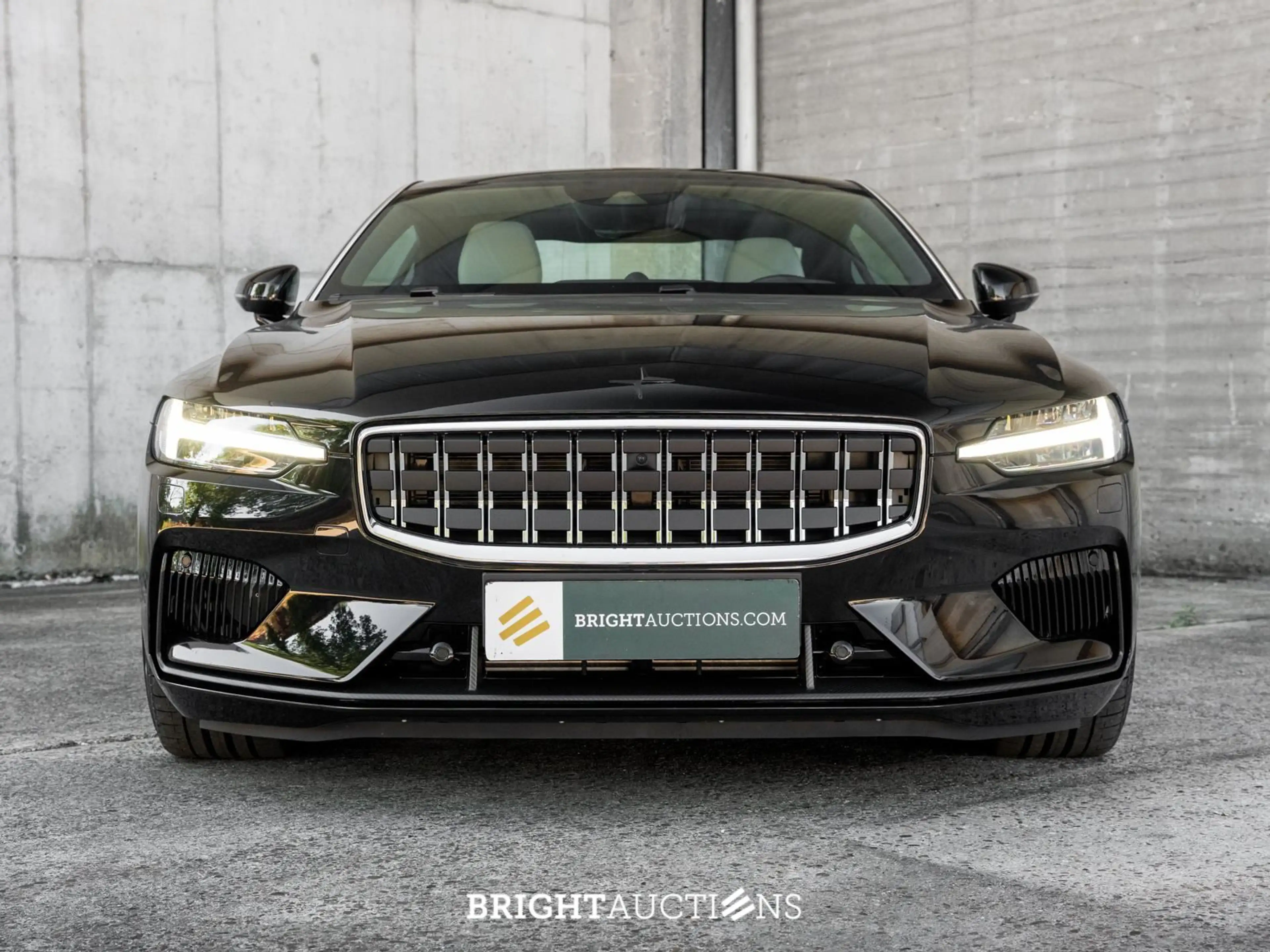 Polestar 1 2.0 T8R (1 van 1500) Carbon Plug-In Hybrid — photo 15