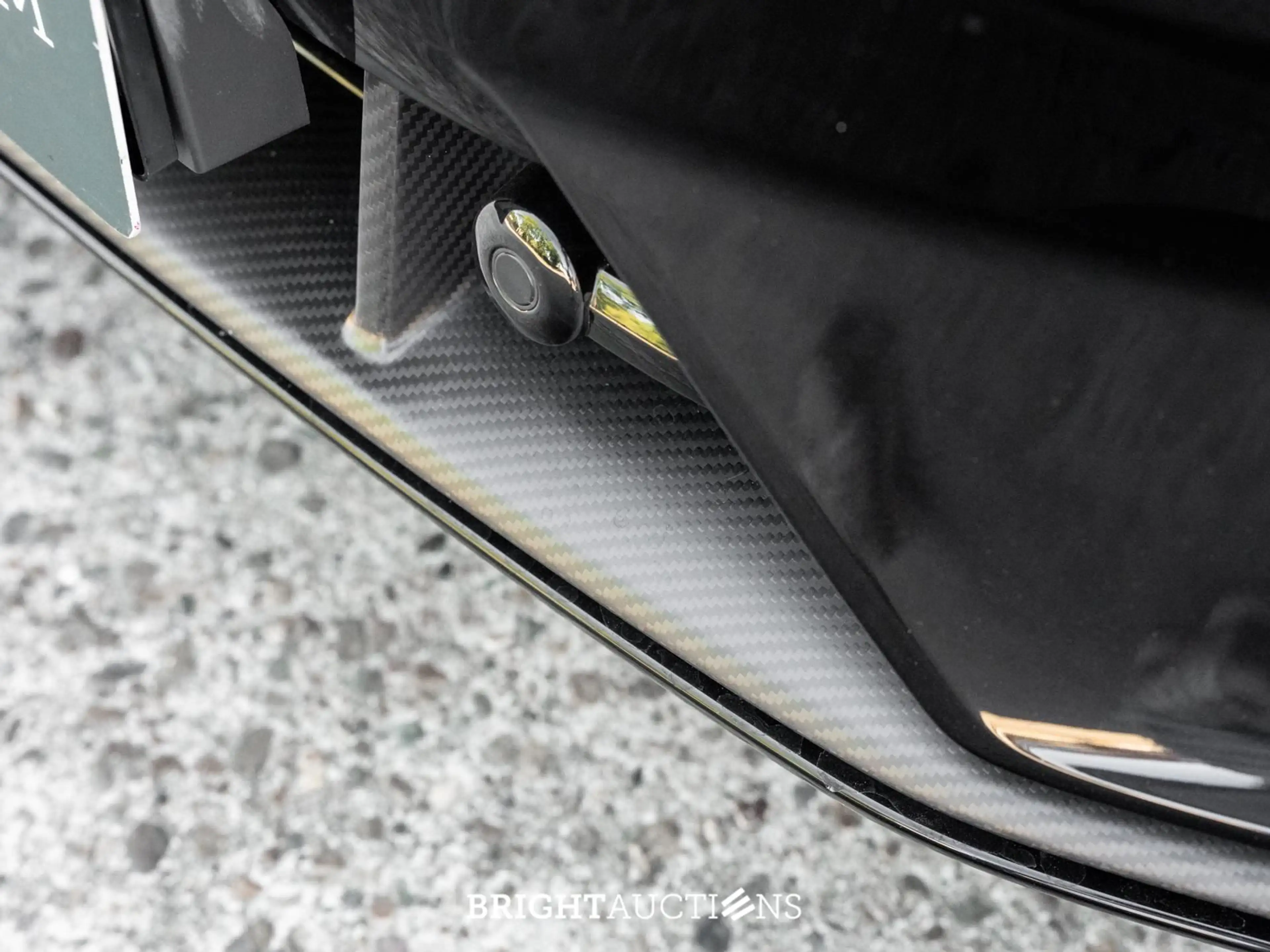 Polestar 1 2.0 T8R (1 van 1500) Carbon Plug-In Hybrid — photo 13
