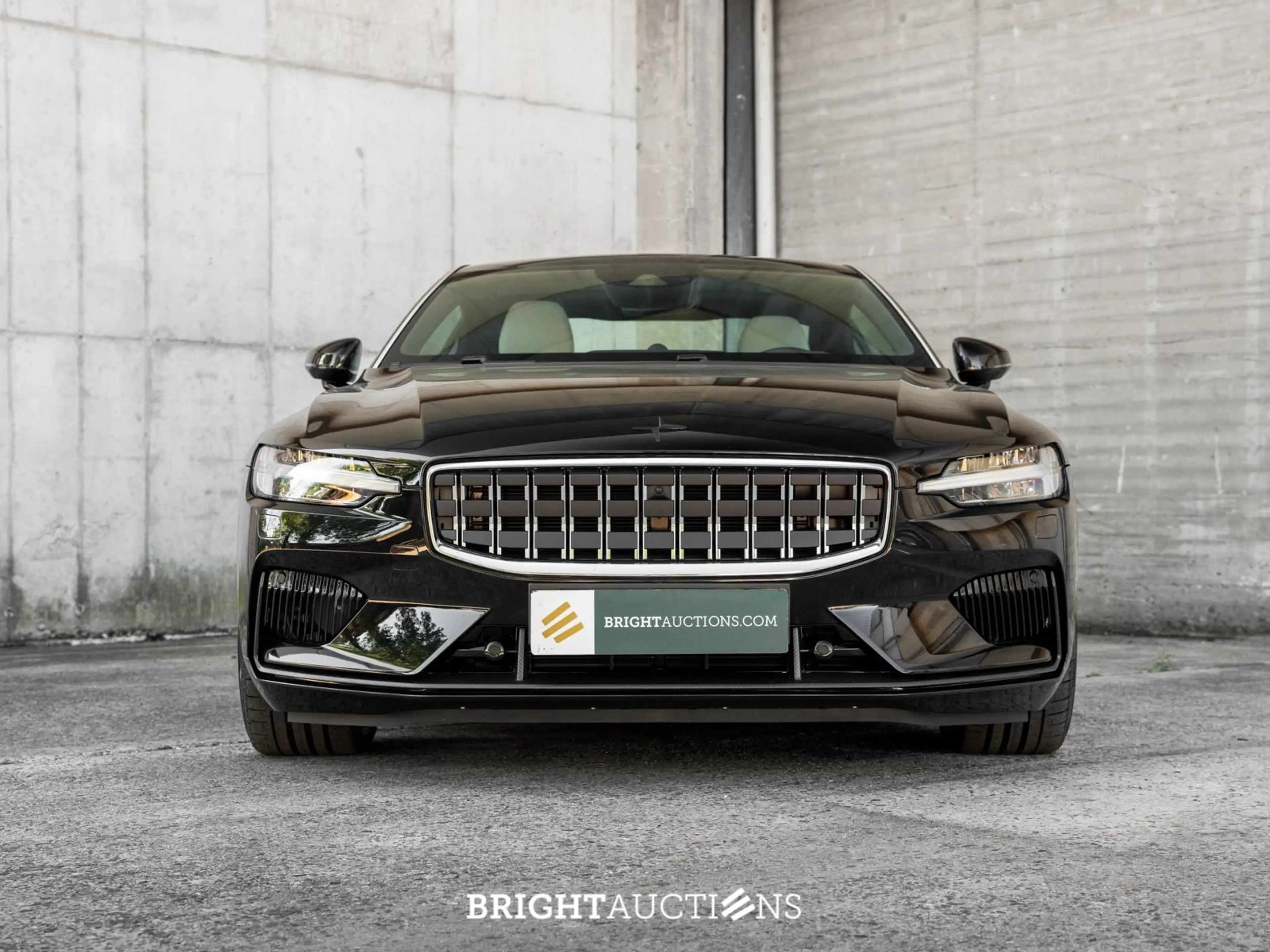 Polestar 1 2.0 T8R (1 van 1500) Carbon Plug-In Hybrid — photo 10