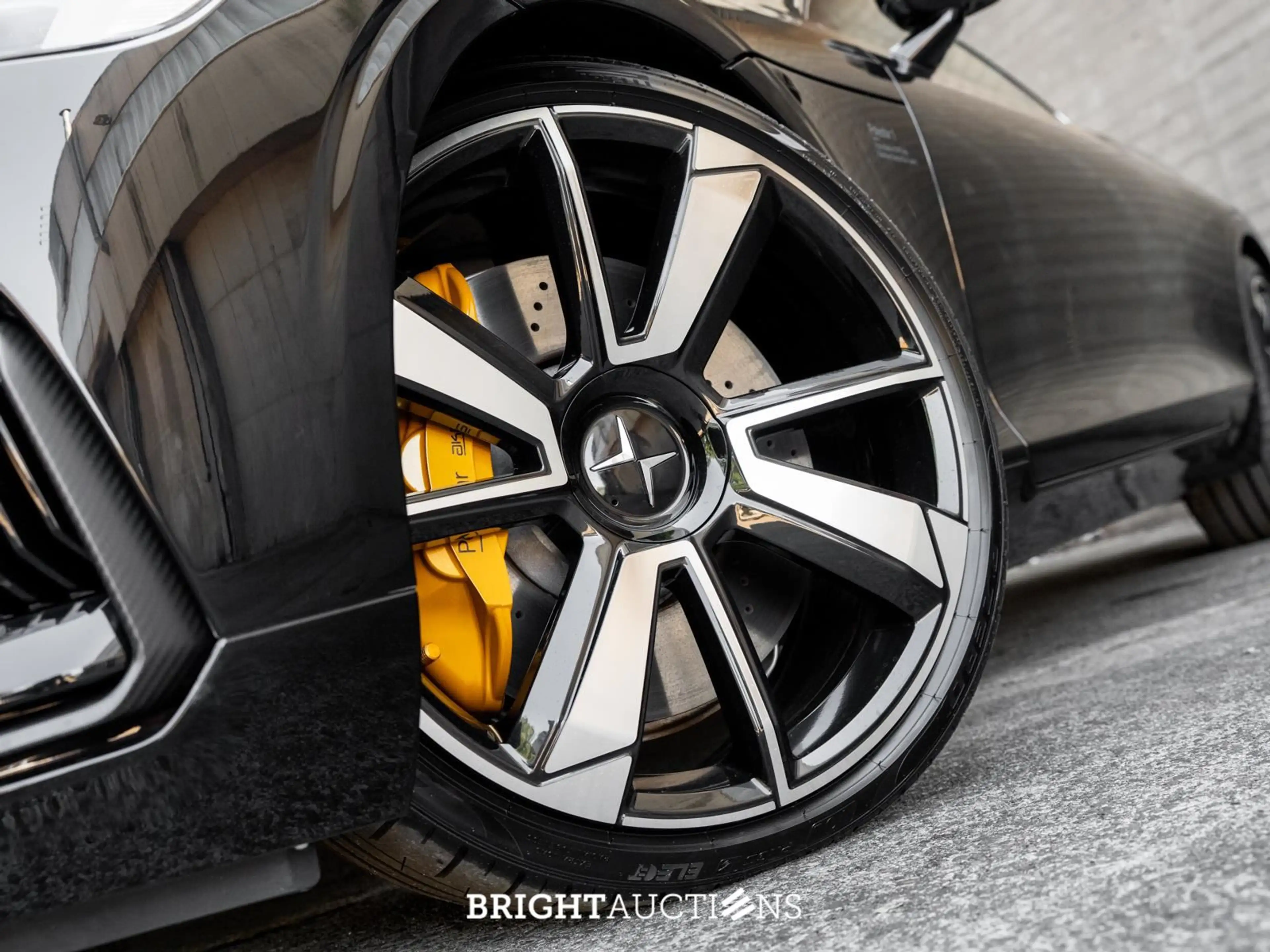 Polestar 1 2.0 T8R (1 van 1500) Carbon Plug-In Hybrid — photo 8