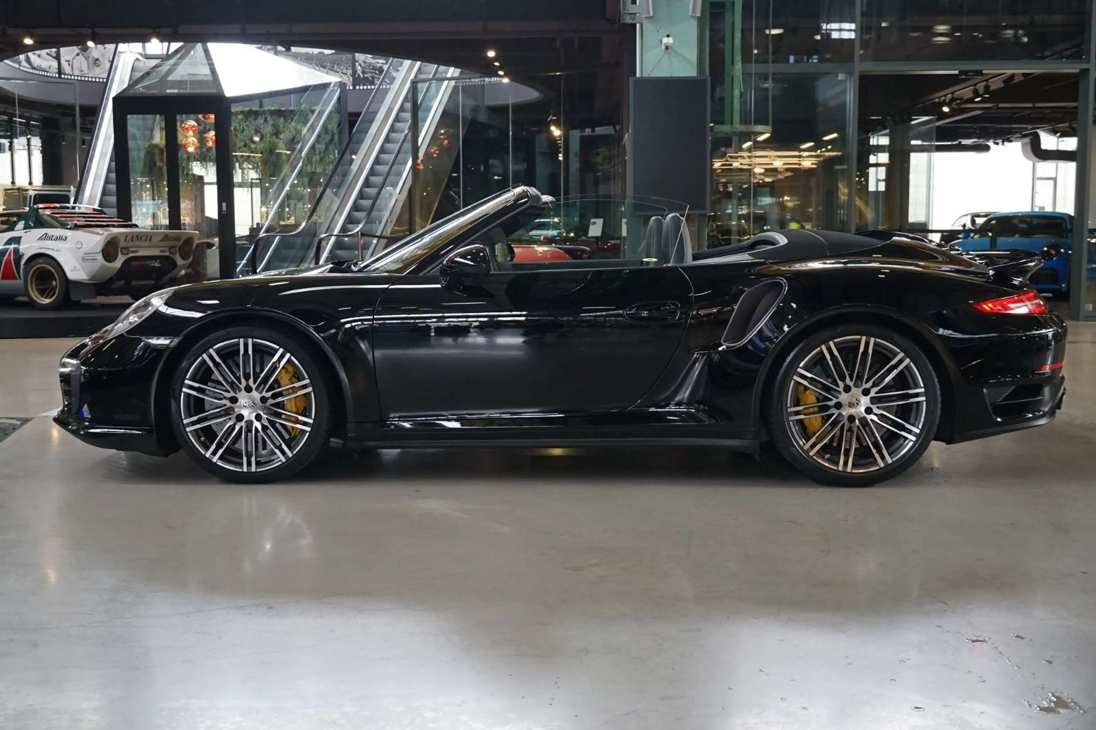 Porsche 991 911 Turbo S Cabriolet/XPEL/PCCB/Approved 11/28 — photo 6