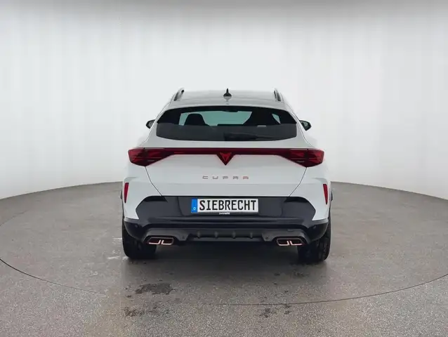 Cupra Formentor view 4