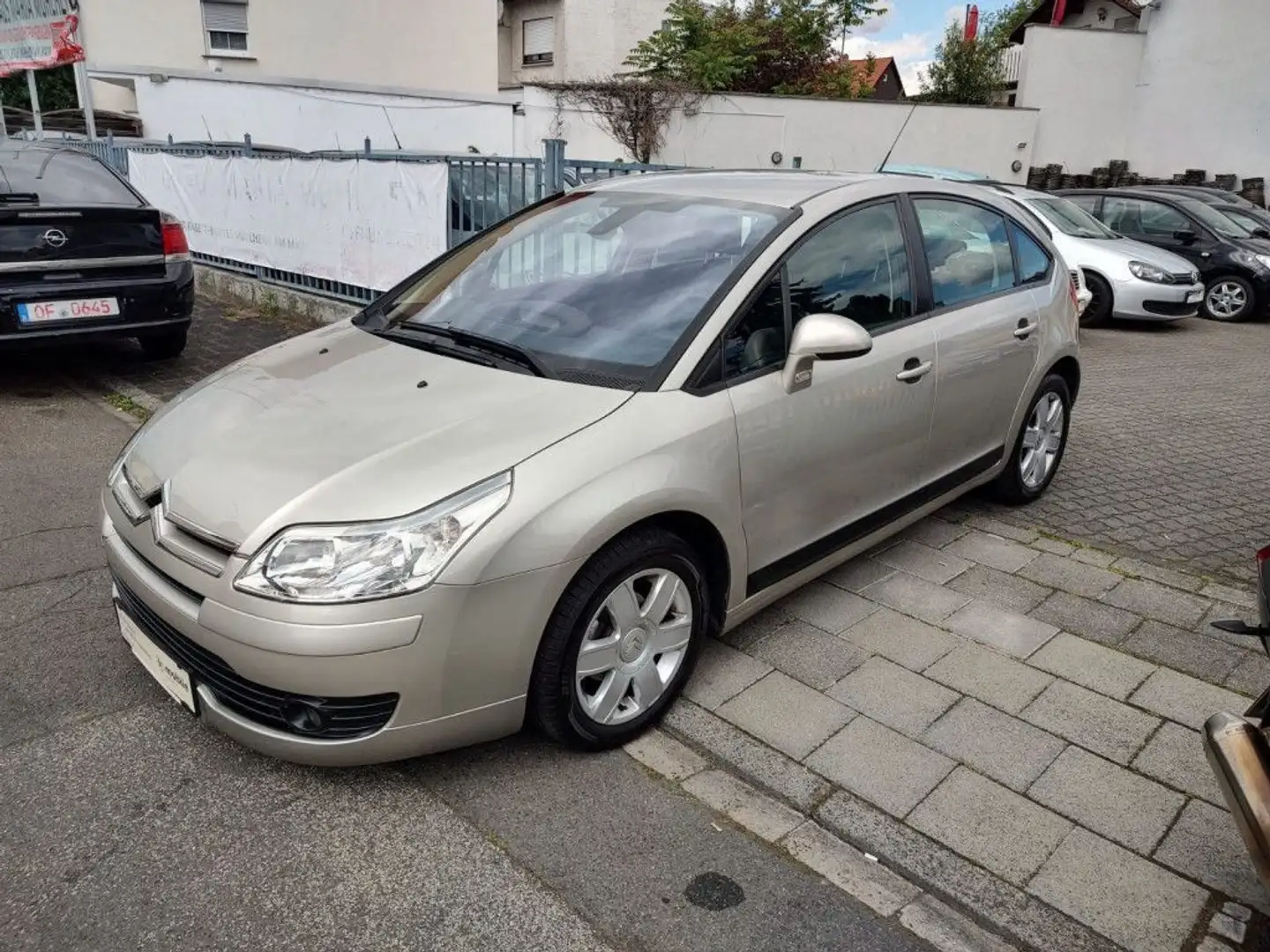 Citroen C4 Lim. Comfort*Klima*Tempomat*Sitzheizung* Gris - 1