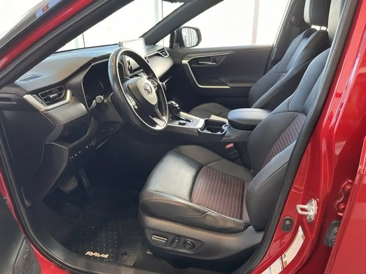Toyota RAV 4 Prime снимка Toyota RAV 4 Prime
