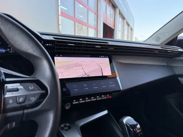 Peugeot 308 view 15