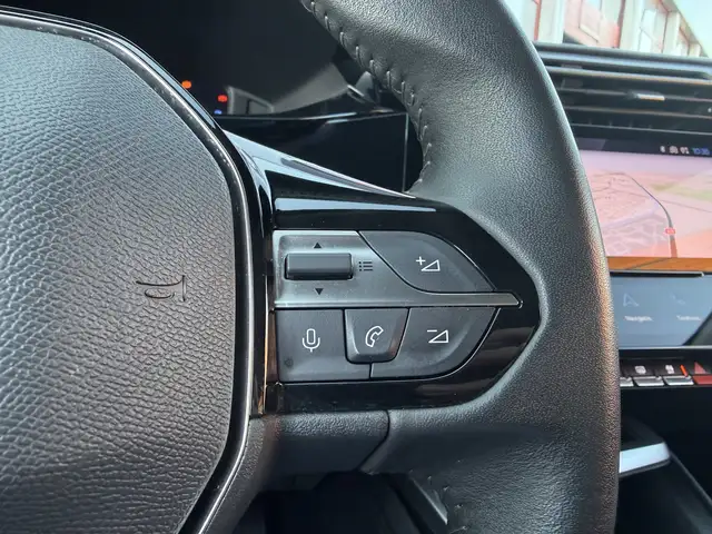 Peugeot 308 view 14