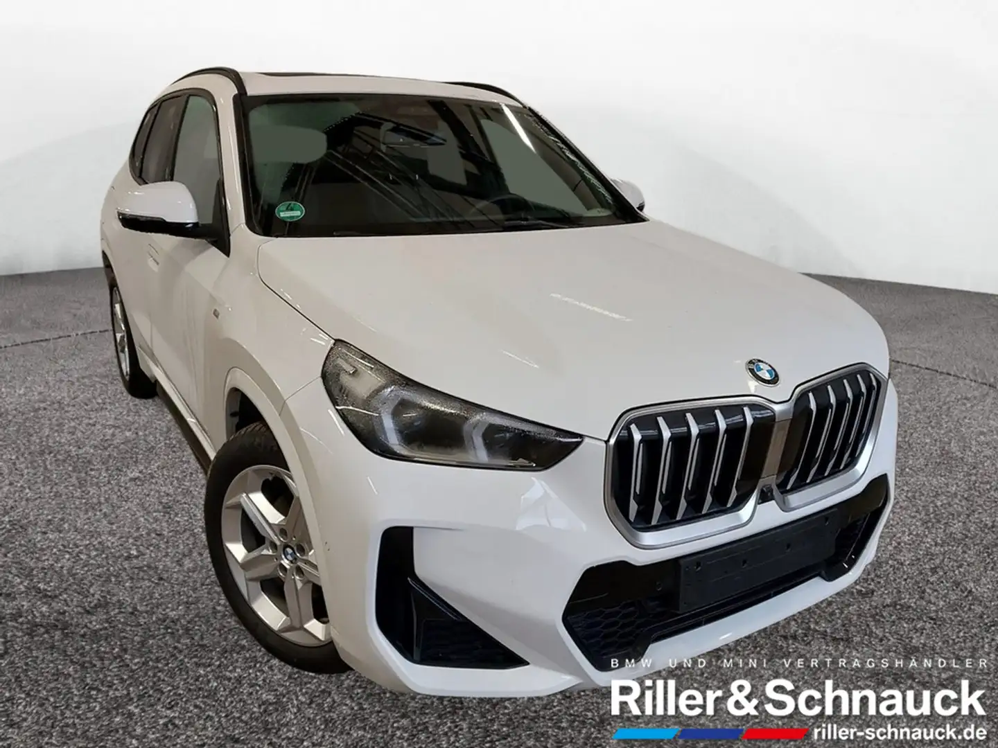 BMW X1 xDrive 20d M Sport PANO+HUD+ACC+360°KAM Weiß - 2