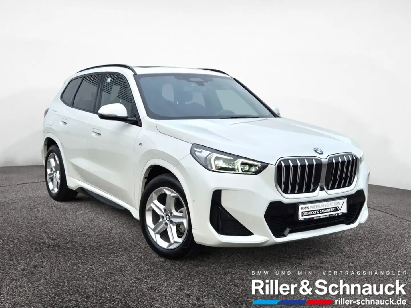 BMW X1 xDrive 20d M Sport PANO+HUD+ACC+360°KAM Weiß - 2