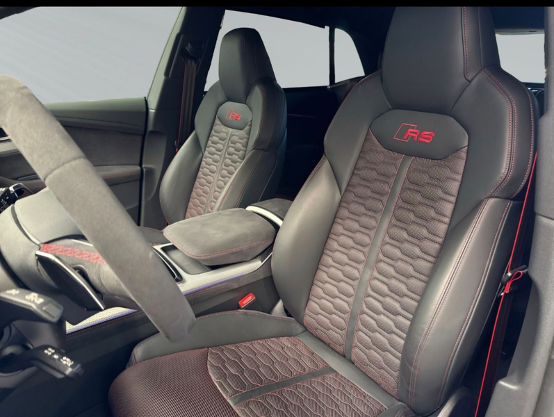 Audi RS Q8 Perf KERAMIK-ADVANCED FAHRWRK-PANO-UPE 197´ — photo 10
