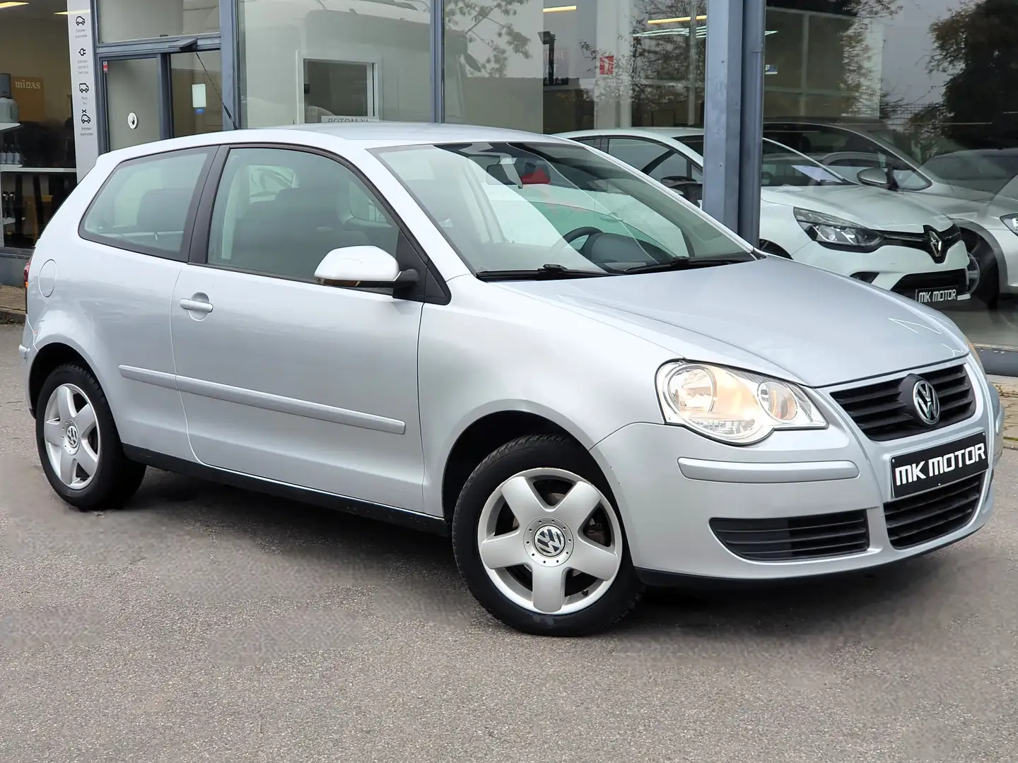 Volkswagen Polo 🟢1.4 ESSENCE 80CV - BOITE AUTO- CLIM - 3 PORTES Argent - 2