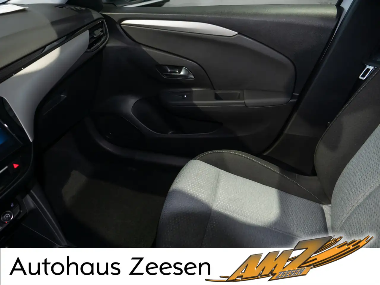 Opel Corsa 1.2 Turbo Edition NAVI PDC ALLWETTER 11