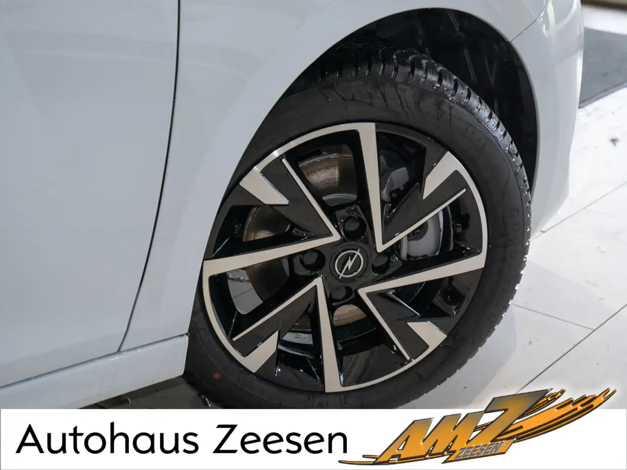 Opel Corsa 1.2 Turbo Edition NAVI PDC ALLWETTER 5