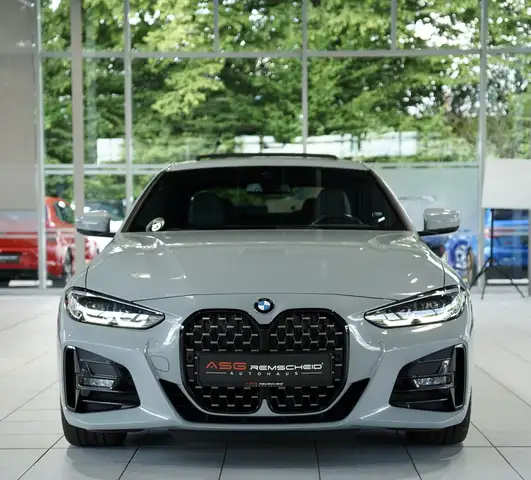 BMW 4 Series view 4