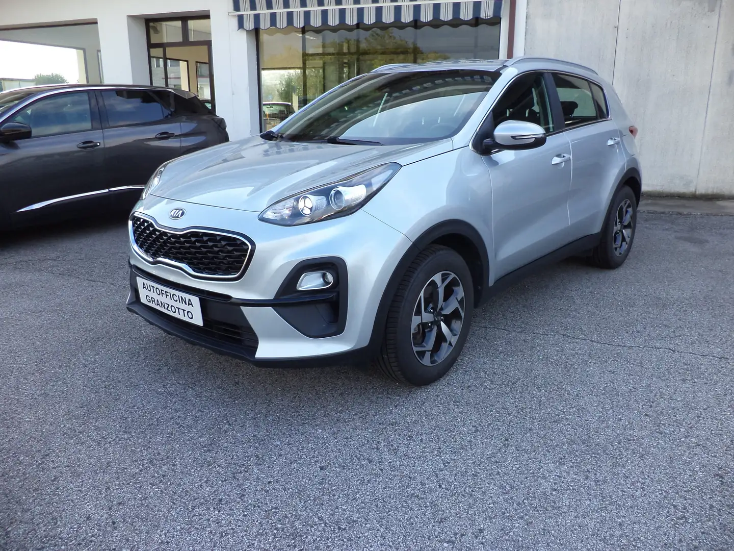 Kia Sportage Sportage 1.6 crdi mhev Busines Class 2wd 136cv dct Argento - 1