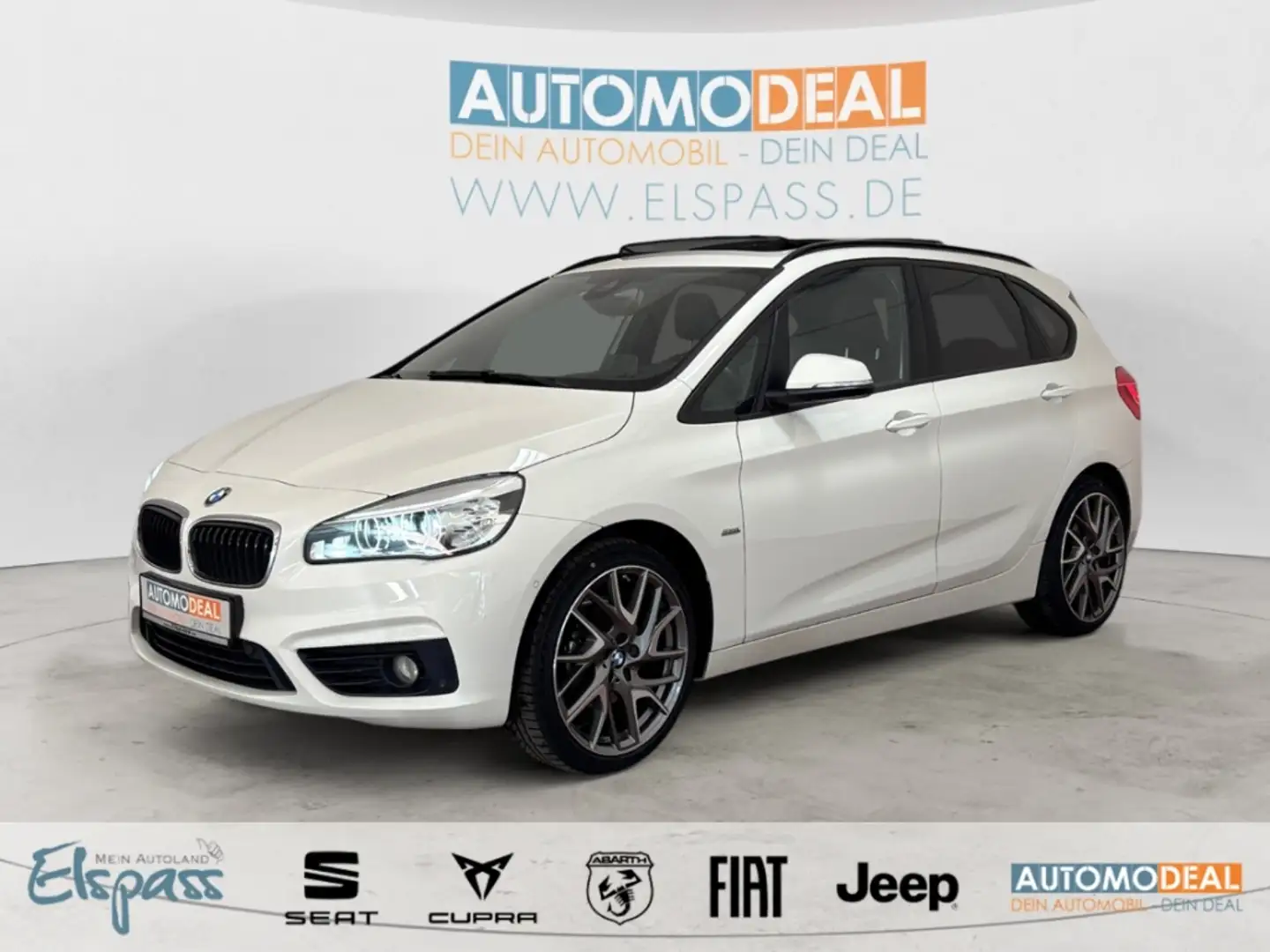 BMW 218 Active Tourer Sport Line i AUTOMATIK NAV LED PANOD Weiß - 1