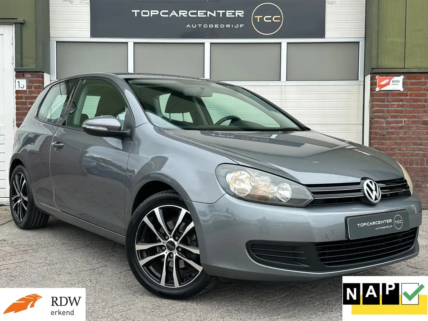 Volkswagen Golf 1.2 TSI Comfort./AIRCO/NAVI/CRUISE/APK/NAP Grijs - 1