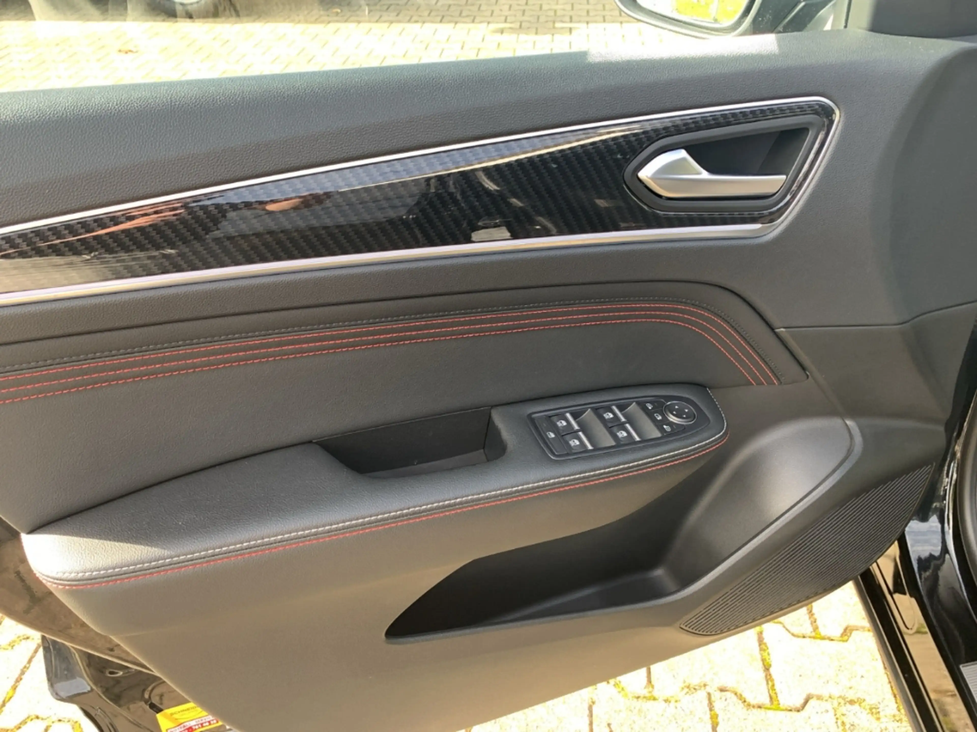 Renault Arkana R.S. LINE TCE 160 EDC NAVI+KLIMA+SHZ+LED+ — photo 20