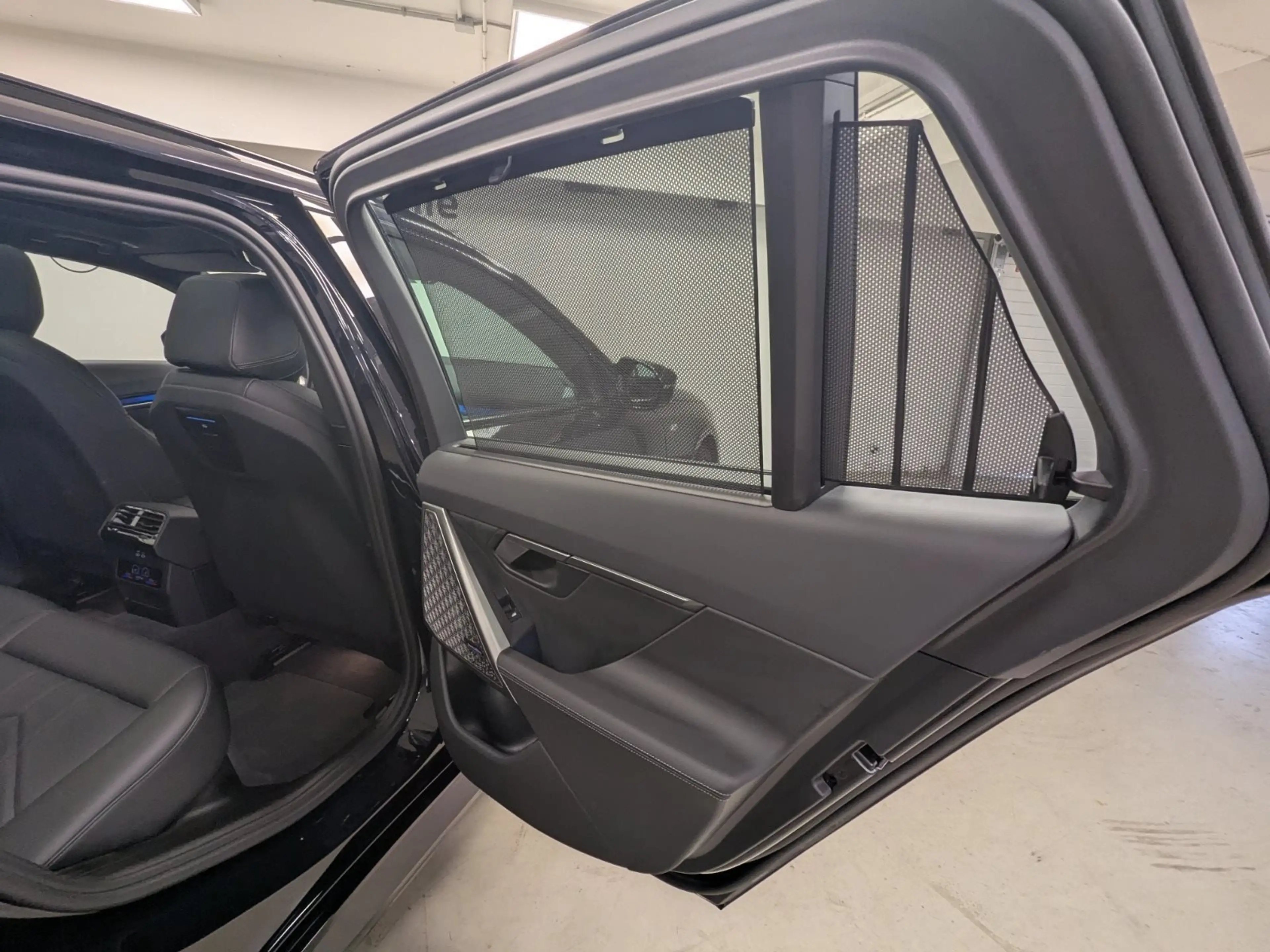 BMW i5 M60 xDrive M Sport Pro Pano AHK DA Prof PA Prof — photo 7