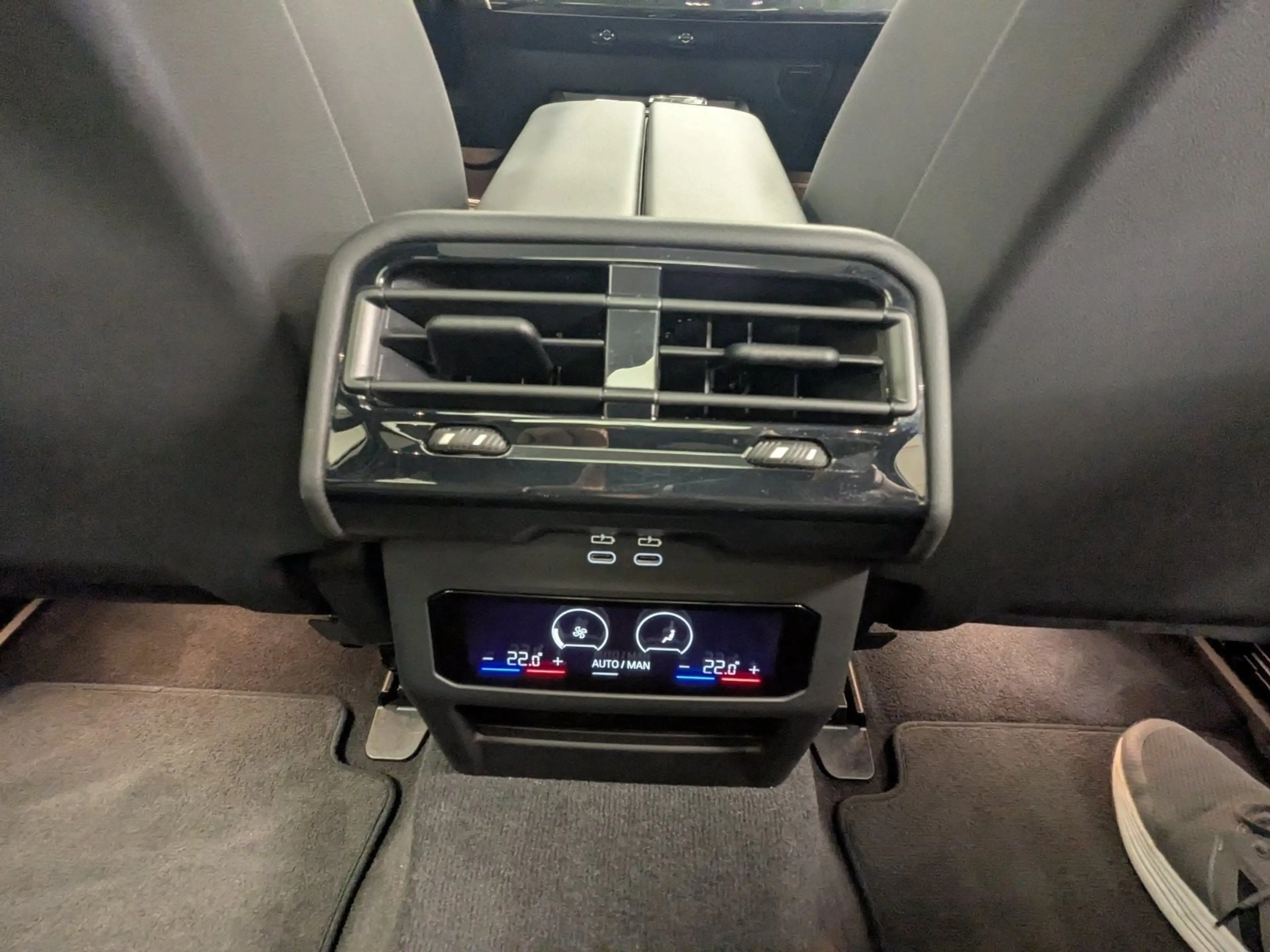 BMW i5 M60 xDrive M Sport Pro Pano AHK DA Prof PA Prof — photo 10