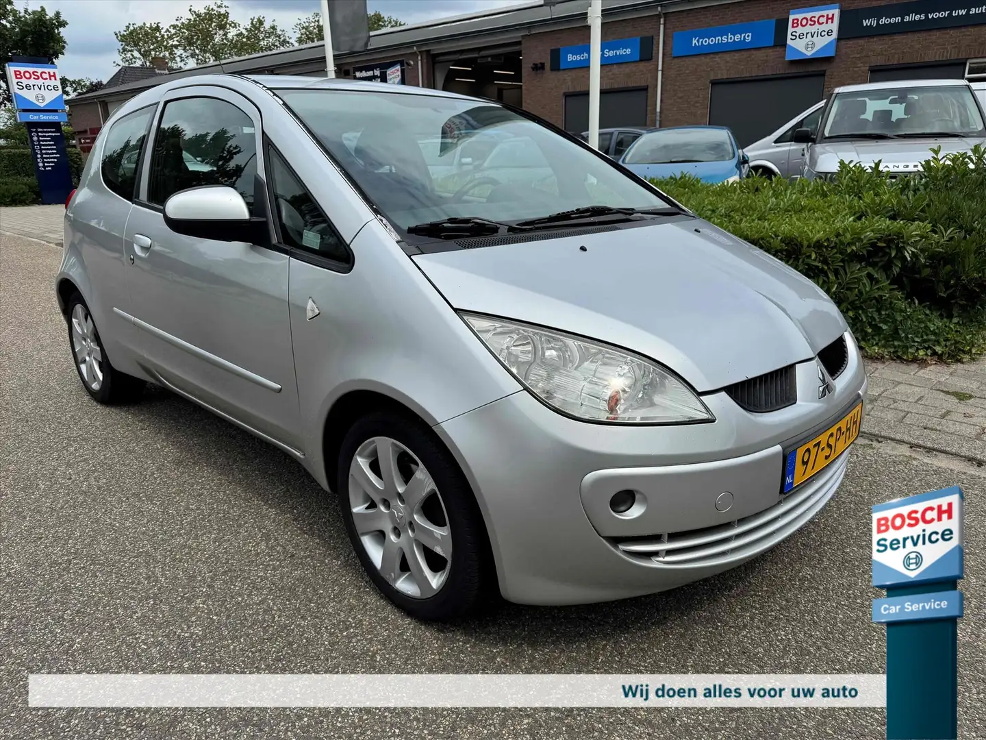 Mitsubishi Colt 1.3 MIVEC CZ3 Grijs - 1